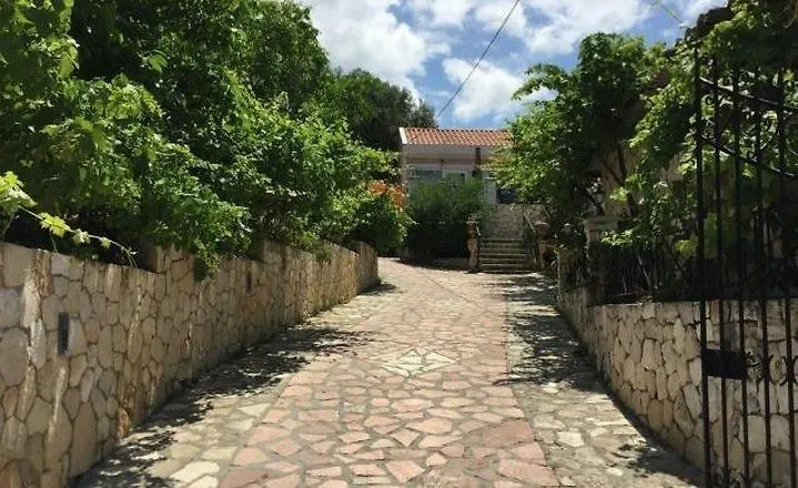 Jenny Studios Argosztóli Szálloda